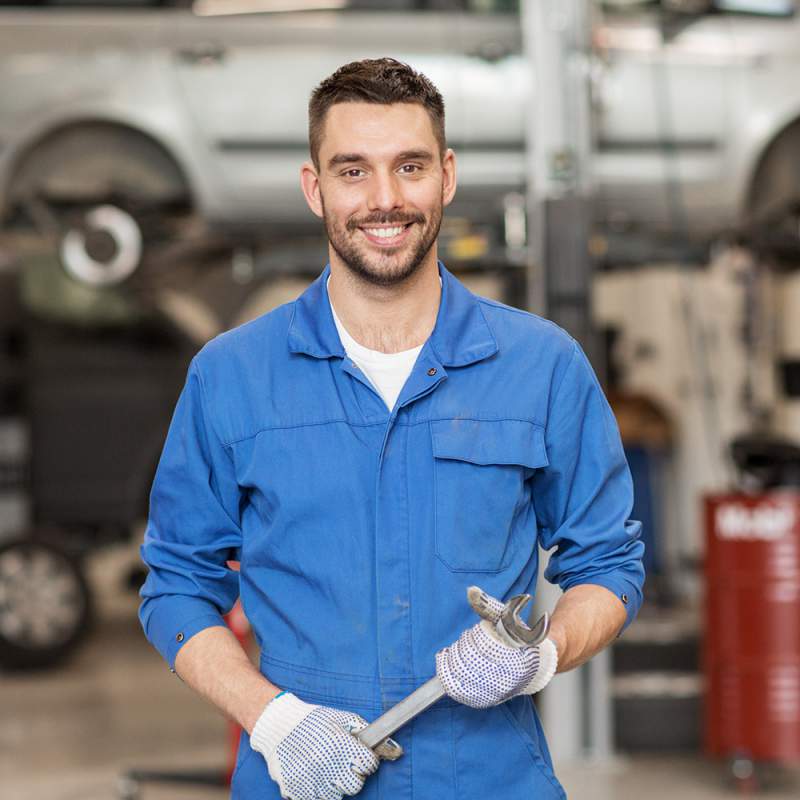 Garage automobile Rennes Révision, Vidange, Carrosserie & Pneus